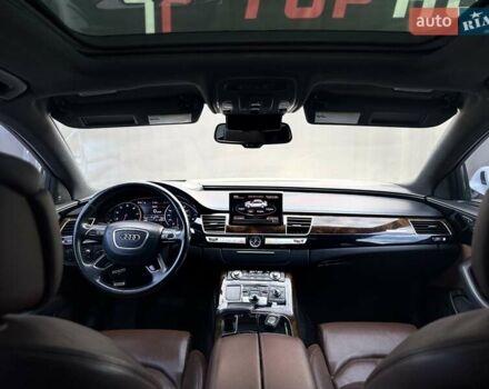 Белый Ауди А8, объемом двигателя 3 л и пробегом 205 тыс. км за 17900 $, фото 56 на Automoto.ua