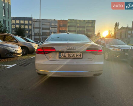 Белый Ауди А8, объемом двигателя 3 л и пробегом 201 тыс. км за 23800 $, фото 6 на Automoto.ua