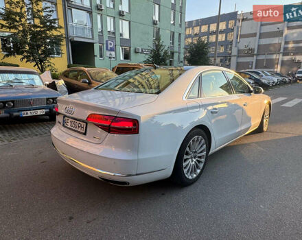 Белый Ауди А8, объемом двигателя 3 л и пробегом 201 тыс. км за 23800 $, фото 3 на Automoto.ua