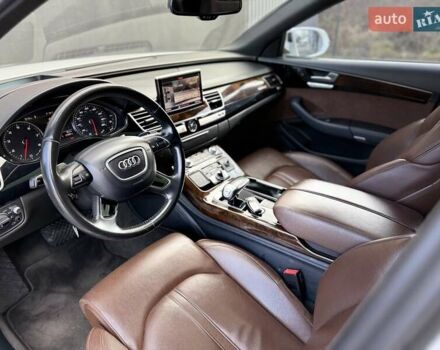 Белый Ауди А8, объемом двигателя 3 л и пробегом 205 тыс. км за 17900 $, фото 37 на Automoto.ua