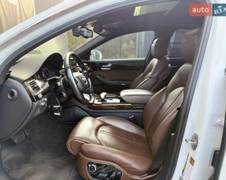 Белый Ауди А8, объемом двигателя 3 л и пробегом 205 тыс. км за 17900 $, фото 32 на Automoto.ua