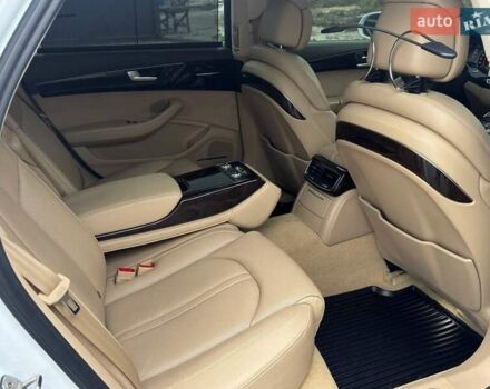 Белый Ауди А8, объемом двигателя 3 л и пробегом 95 тыс. км за 23900 $, фото 18 на Automoto.ua