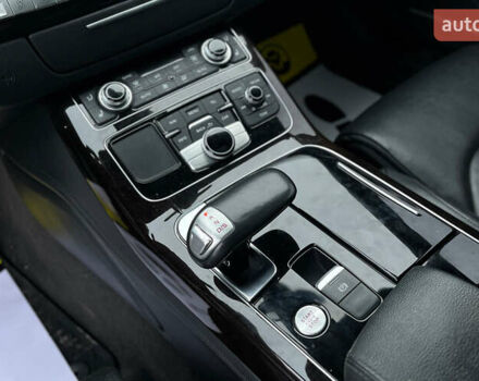 Белый Ауди А8, объемом двигателя 3 л и пробегом 182 тыс. км за 22900 $, фото 14 на Automoto.ua