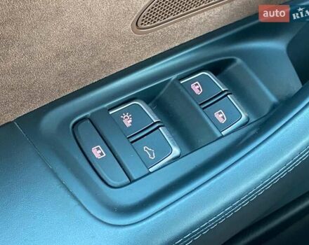 Белый Ауди А8, объемом двигателя 3 л и пробегом 98 тыс. км за 37990 $, фото 35 на Automoto.ua