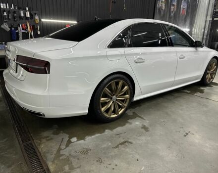 Білий Ауді A8, об'ємом двигуна 3 л та пробігом 173 тис. км за 30000 $, фото 2 на Automoto.ua