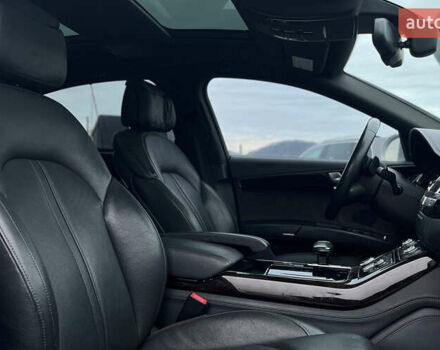 Белый Ауди А8, объемом двигателя 3 л и пробегом 182 тыс. км за 22900 $, фото 8 на Automoto.ua