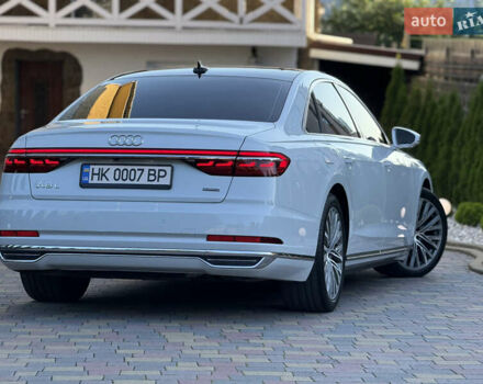 Білий Ауді A8, об'ємом двигуна 3 л та пробігом 165 тис. км за 40000 $, фото 2 на Automoto.ua