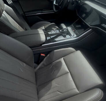 Білий Ауді A8, об'ємом двигуна 2.97 л та пробігом 88 тис. км за 67000 $, фото 13 на Automoto.ua