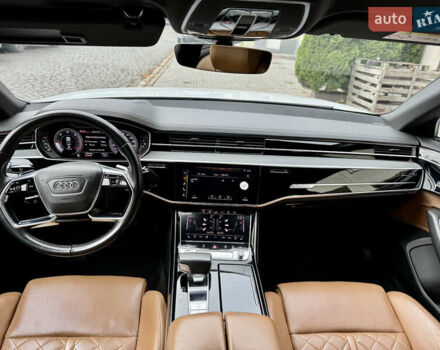 Білий Ауді A8, об'ємом двигуна 2.97 л та пробігом 178 тис. км за 54999 $, фото 12 на Automoto.ua