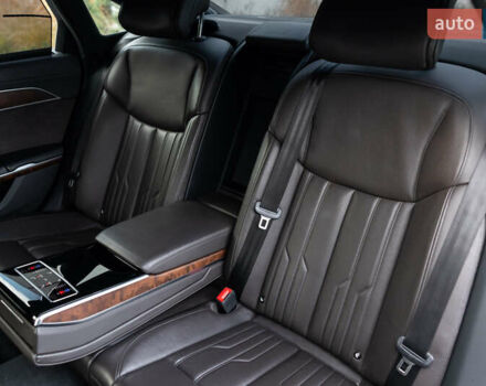 Белый Ауди А8, объемом двигателя 3 л и пробегом 165 тыс. км за 43500 $, фото 67 на Automoto.ua