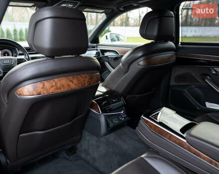 Белый Ауди А8, объемом двигателя 3 л и пробегом 165 тыс. км за 43500 $, фото 58 на Automoto.ua