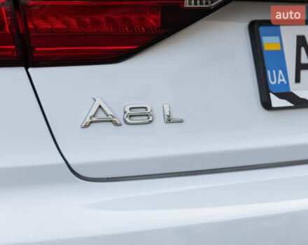 Белый Ауди А8, объемом двигателя 3 л и пробегом 165 тыс. км за 43500 $, фото 96 на Automoto.ua