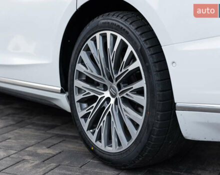 Белый Ауди А8, объемом двигателя 3 л и пробегом 165 тыс. км за 43500 $, фото 95 на Automoto.ua