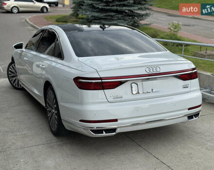 Білий Ауді A8, об'ємом двигуна 3.99 л та пробігом 71 тис. км за 55999 $, фото 7 на Automoto.ua