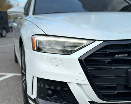 Белый Ауди А8, объемом двигателя 3 л и пробегом 53 тыс. км за 58000 $, фото 1 на Automoto.ua