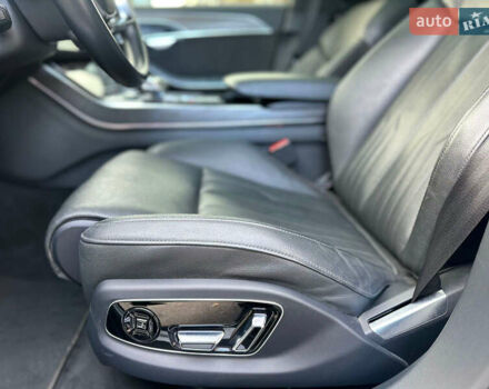 Белый Ауди А8, объемом двигателя 3 л и пробегом 53 тыс. км за 58000 $, фото 39 на Automoto.ua