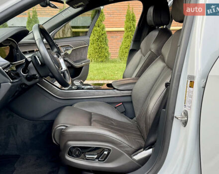 Белый Ауди А8, объемом двигателя 3 л и пробегом 92 тыс. км за 43000 $, фото 52 на Automoto.ua