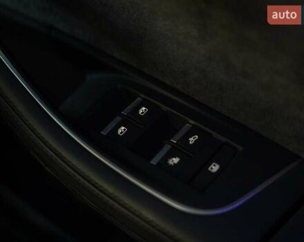 Белый Ауди А8, объемом двигателя 3 л и пробегом 93 тыс. км за 57500 $, фото 66 на Automoto.ua