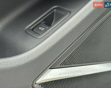 Белый Ауди А8, объемом двигателя 3 л и пробегом 92 тыс. км за 43000 $, фото 63 на Automoto.ua