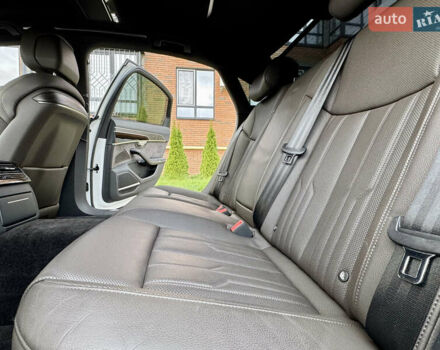 Белый Ауди А8, объемом двигателя 3 л и пробегом 92 тыс. км за 43000 $, фото 36 на Automoto.ua