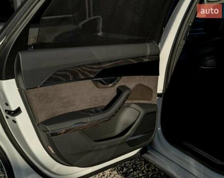 Белый Ауди А8, объемом двигателя 3 л и пробегом 93 тыс. км за 57500 $, фото 66 на Automoto.ua