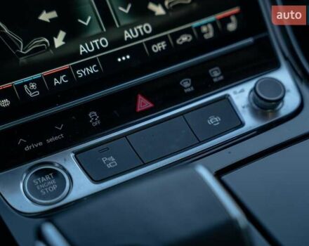 Белый Ауди А8, объемом двигателя 3 л и пробегом 93 тыс. км за 57500 $, фото 46 на Automoto.ua