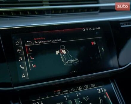 Белый Ауди А8, объемом двигателя 3 л и пробегом 93 тыс. км за 57500 $, фото 38 на Automoto.ua