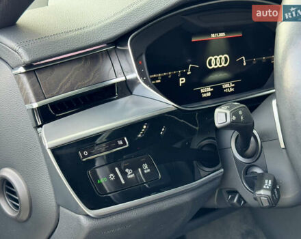 Белый Ауди А8, объемом двигателя 3 л и пробегом 92 тыс. км за 43000 $, фото 55 на Automoto.ua