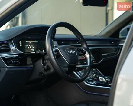 Белый Ауди А8, объемом двигателя 3 л и пробегом 93 тыс. км за 57500 $, фото 29 на Automoto.ua