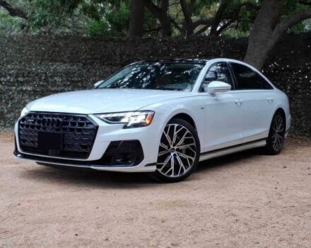 Белый Ауди А8, объемом двигателя 3 л и пробегом 19 тыс. км за 42500 $, фото 2 на Automoto.ua