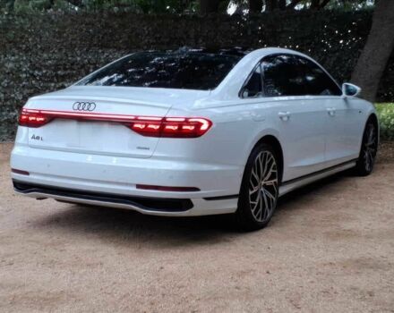 Белый Ауди А8, объемом двигателя 3 л и пробегом 19 тыс. км за 42500 $, фото 5 на Automoto.ua