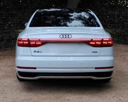 Белый Ауди А8, объемом двигателя 3 л и пробегом 19 тыс. км за 42500 $, фото 4 на Automoto.ua