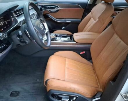 Белый Ауди А8, объемом двигателя 3 л и пробегом 19 тыс. км за 42500 $, фото 10 на Automoto.ua