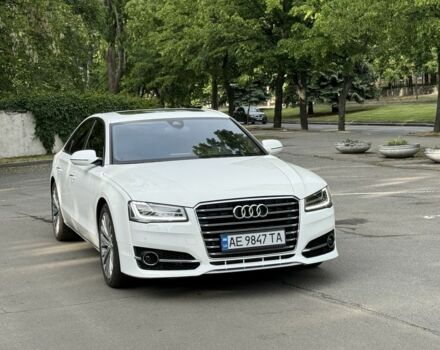 Белый Ауди А8, объемом двигателя 3 л и пробегом 178 тыс. км за 27900 $, фото 1 на Automoto.ua