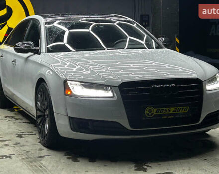 Белый Ауди А8, объемом двигателя 3 л и пробегом 217 тыс. км за 22000 $, фото 1 на Automoto.ua