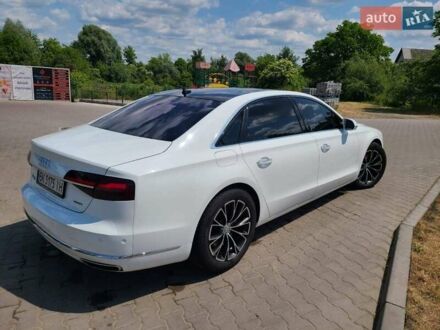 Ауди А8 2015 в Ивано-Франковске на Automoto.ua Белый Ауди А8, объемом двигателя 3 л и пробегом 192 тыс. км за 24000 $, фото 1 на Automoto.ua