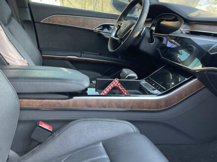Ауди А8 2019 в Одессе на Automoto.ua Белый Ауди А8, объемом двигателя 3 л и пробегом 40 тыс. км за 28800 $, фото 1 на Automoto.ua