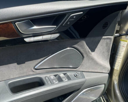 Бежевый Ауди А8, объемом двигателя 2.97 л и пробегом 283 тыс. км за 21000 $, фото 12 на Automoto.ua