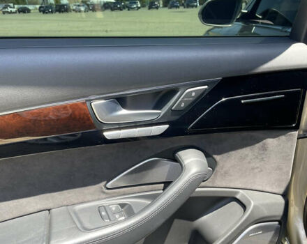 Бежевый Ауди А8, объемом двигателя 2.97 л и пробегом 283 тыс. км за 21000 $, фото 9 на Automoto.ua