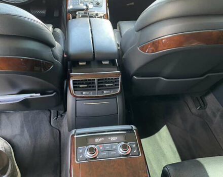 Бежевый Ауди А8, объемом двигателя 2.97 л и пробегом 283 тыс. км за 21000 $, фото 10 на Automoto.ua