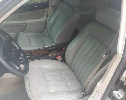 Черный Ауди А8, объемом двигателя 0 л и пробегом 335 тыс. км за 1424 $, фото 2 на Automoto.ua