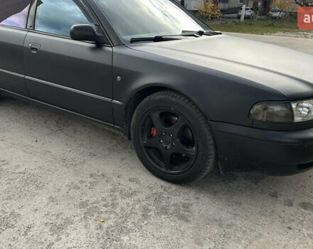 Ауди А8 1995 в Славуте на Automoto.ua Черный Ауди А8, объемом двигателя 4.2 л и пробегом 527 тыс. км за 3999 $, фото 7 на Automoto.ua