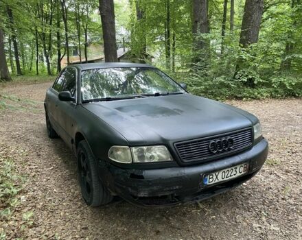 Чорний Ауді A8, об'ємом двигуна 4.2 л та пробігом 300 тис. км за 2450 $, фото 1 на Automoto.ua