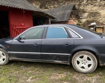Черный Ауди А8, объемом двигателя 2.5 л и пробегом 329 тыс. км за 5500 $, фото 7 на Automoto.ua