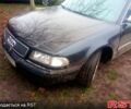 Черный Ауди А8, объемом двигателя 3.7 л и пробегом 350 тыс. км за 2600 $, фото 2 на Automoto.ua