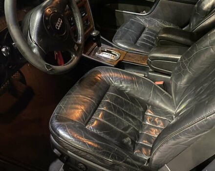 Чорний Ауді A8, об'ємом двигуна 3.7 л та пробігом 393 тис. км за 4500 $, фото 4 на Automoto.ua