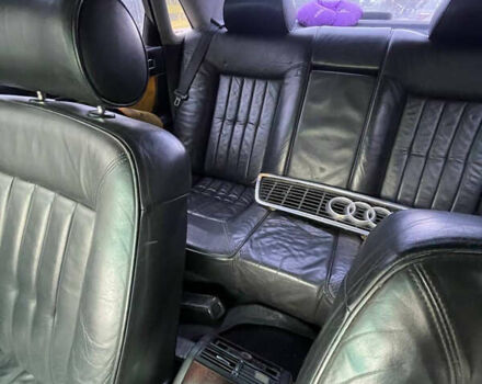 Черный Ауди А8, объемом двигателя 3.7 л и пробегом 900 тыс. км за 2600 $, фото 8 на Automoto.ua