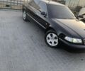 Черный Ауди А8, объемом двигателя 2.5 л и пробегом 303 тыс. км за 5800 $, фото 1 на Automoto.ua