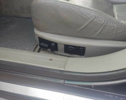 Чорний Ауді A8, об'ємом двигуна 4.2 л та пробігом 245 тис. км за 5400 $, фото 6 на Automoto.ua