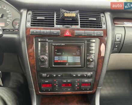 Чорний Ауді A8, об'ємом двигуна 4.2 л та пробігом 297 тис. км за 8500 $, фото 34 на Automoto.ua